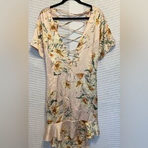 PrettyLittleThing Pink Flutter Sleeve Blouse with Backless Design